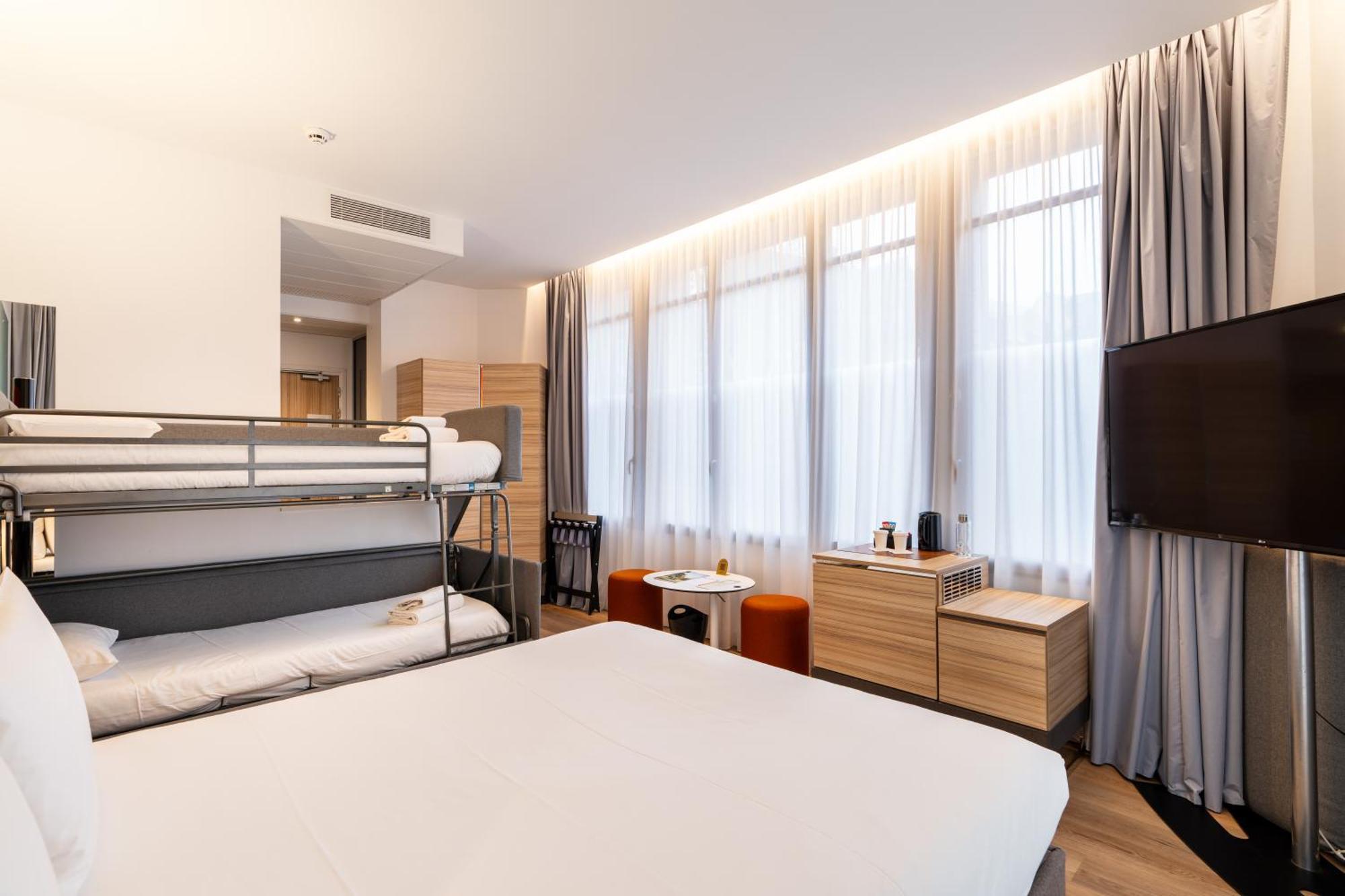 Novotel Hotel